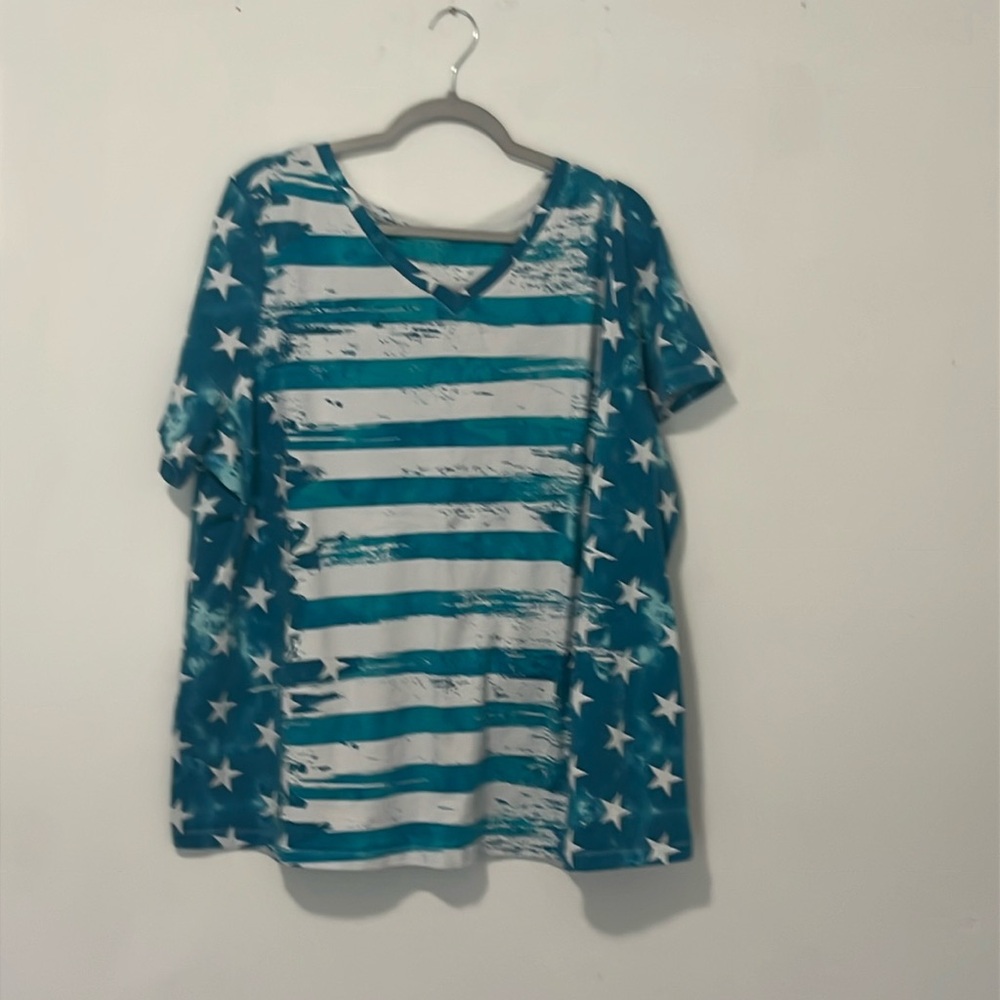 Turquoise, short sleeve V-neck top size 3X, length 29 inches